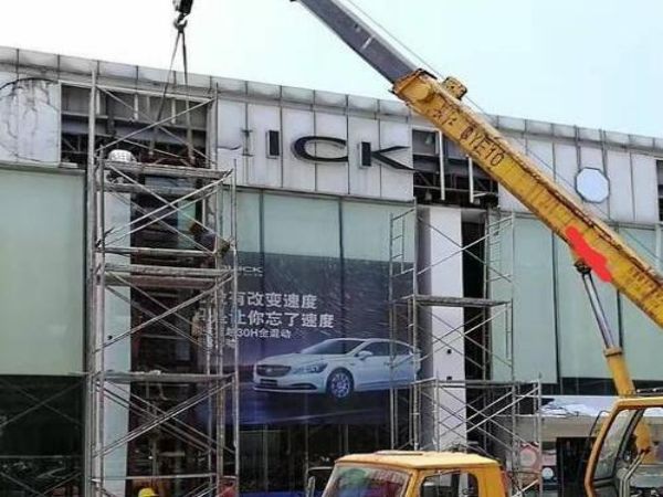 利辛县吊车出租公司电话_吊车租赁作业中防止吊钩旋转有技巧