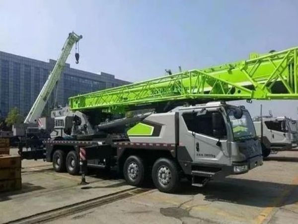 利辛县吊车公司_　吊车出租运用吊车八不准